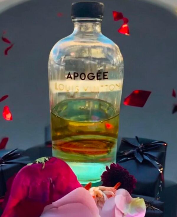 Apogee